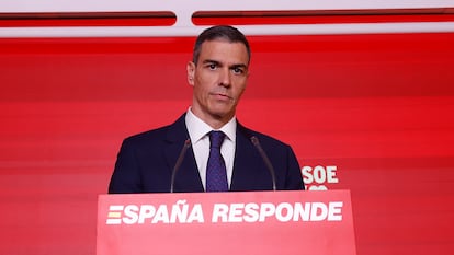 Pedro Sánchez, durante su comparecencia en la sede del PSOE en Ferraz. 