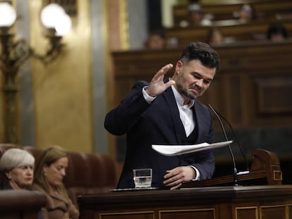 El portavoz parlamentario de ERC, Gabriel Rufián, este martes durante su intervención en el pleno del Congreso de los Diputados.